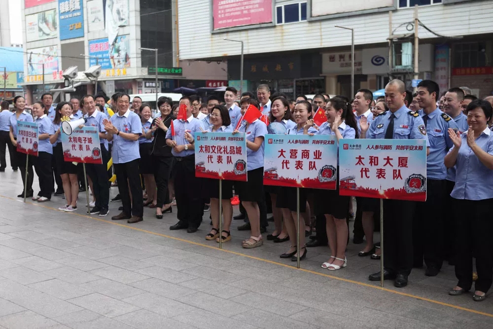 C:\Documents and Settings\Administrator\桌面\1.webp.jpg